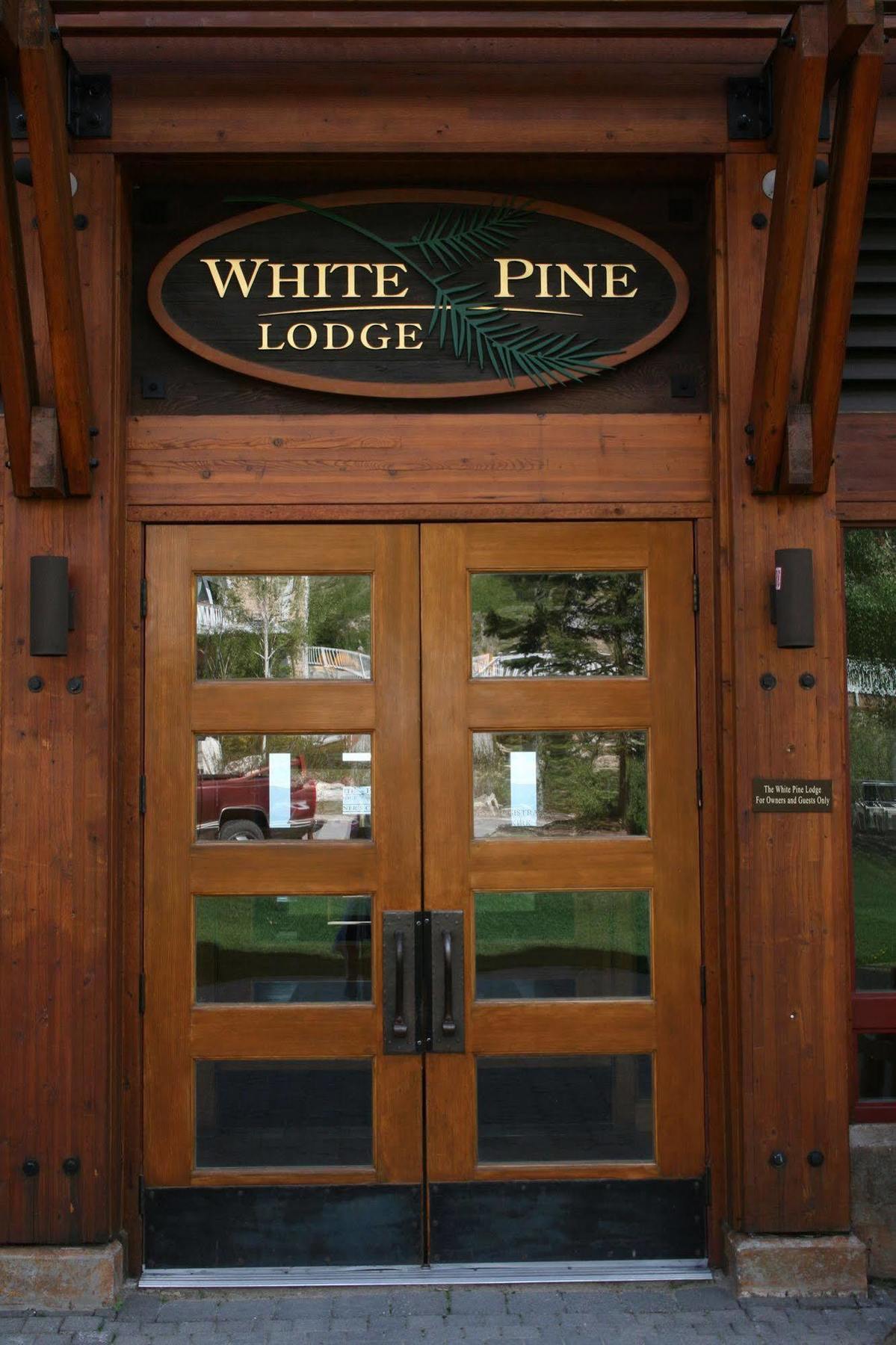 Schweitzer Mountain Resort White Pine Lodge แซนด์พอยต์ ภายนอก รูปภาพ