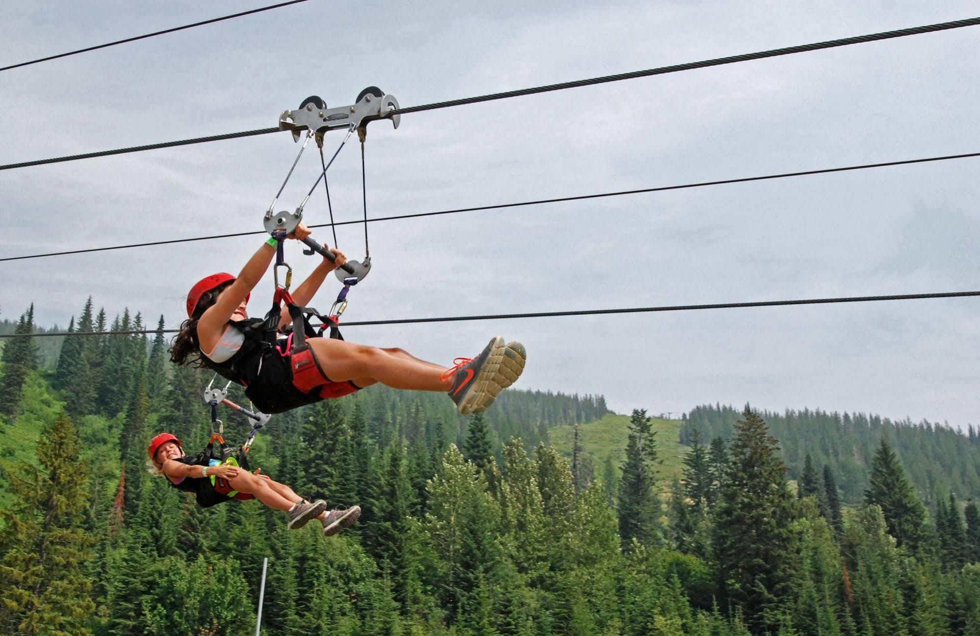 Schweitzer Mountain Resort White Pine Lodge แซนด์พอยต์ ภายนอก รูปภาพ